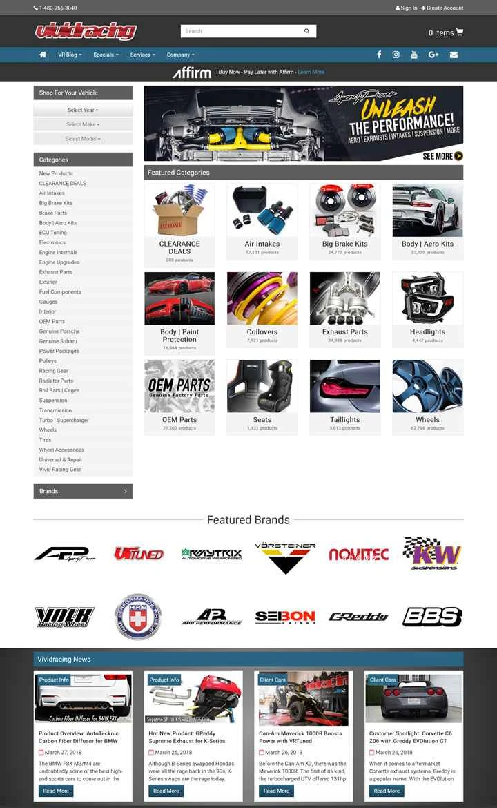 自動車のパフォーマンスパーツとレーシングコンポーネントを扱う米国のウェブサイト、Vivid Racing。